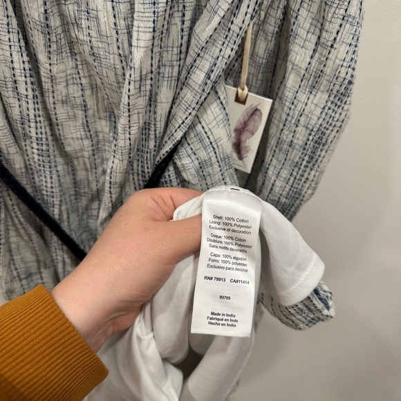 Jessica Simpson Maternity Cold Shoulder Belted Dress Small - Picture 8 of 10